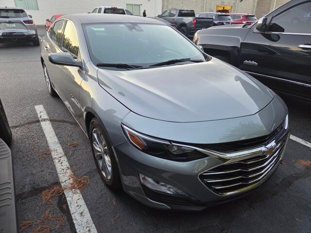 2023 Chevrolet Malibu 1LT photo 3