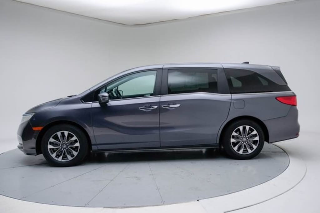 Used 2024 Honda Odyssey EX-L Van