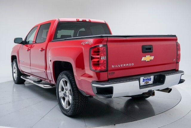 2015 Chevrolet Silverado 1500 LT photo 3