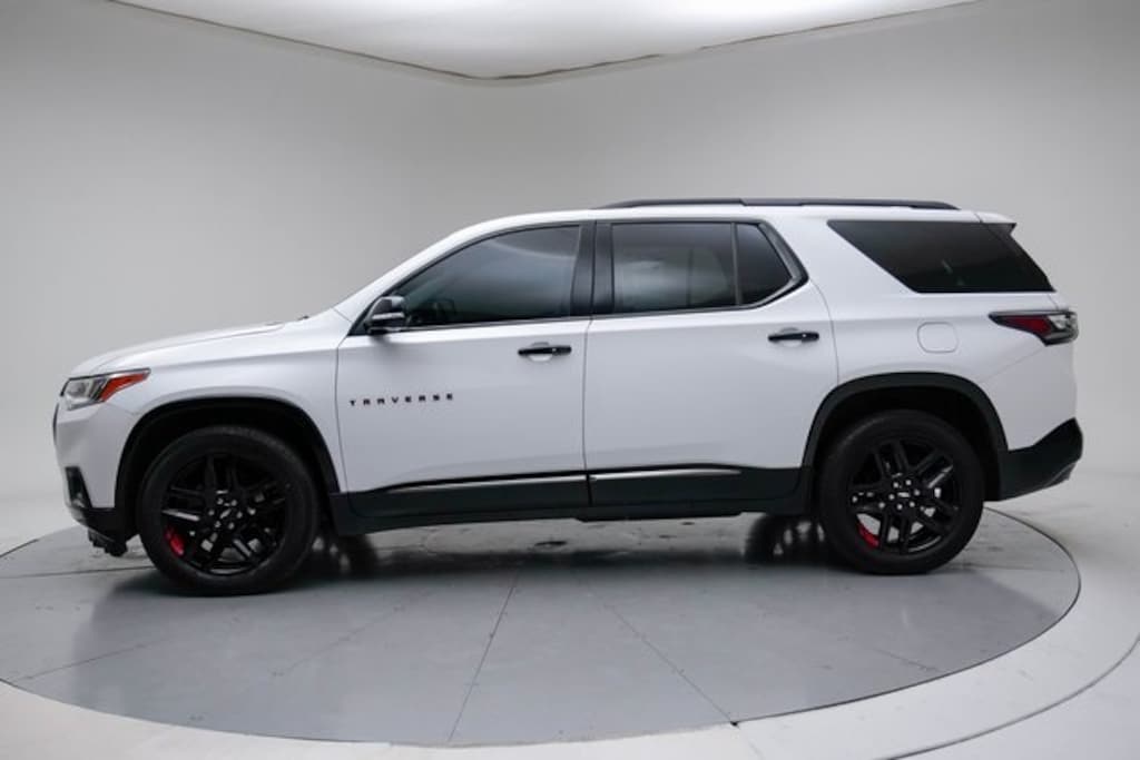 Used 2020 Chevrolet Traverse Premier SUV