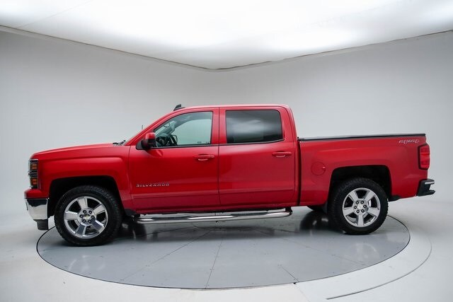 2015 Chevrolet Silverado 1500 LT photo 2