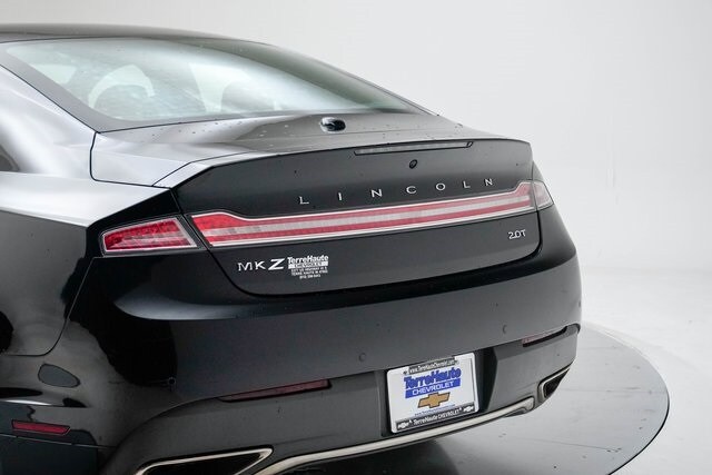 2019 Lincoln MKZ Reserve photo 4
