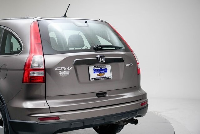 2010 Honda CR-V LX photo 4