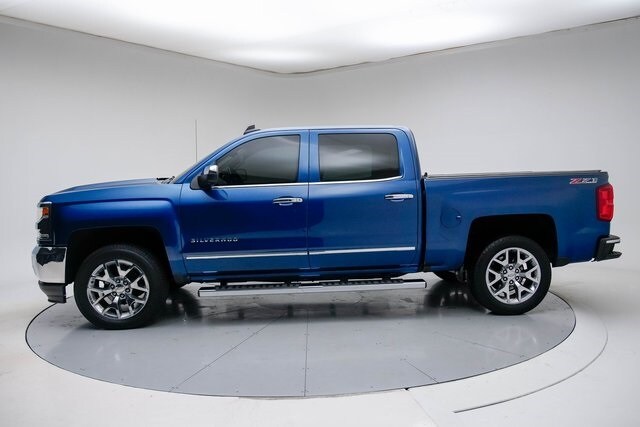 2016 Chevrolet Silverado 1500 LTZ photo 2
