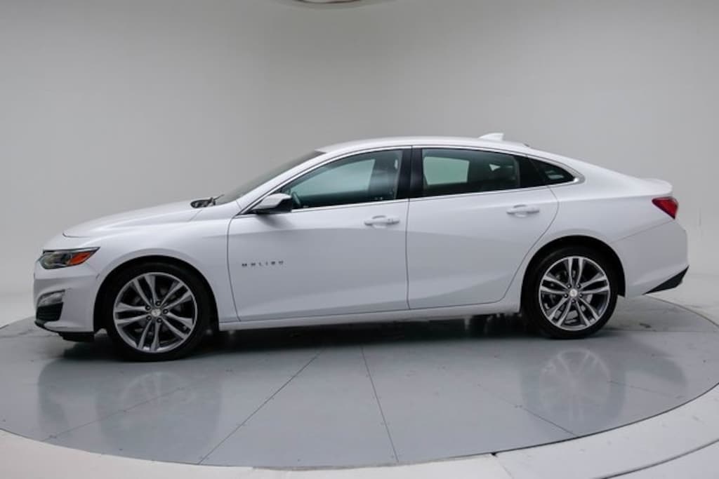 Used 2024 Chevrolet Malibu 2LT Sedan