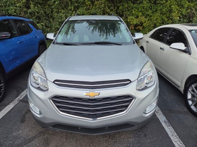 2016 Chevrolet Equinox LT photo 2