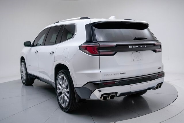 2025 Gmc Acadia Denali photo 2