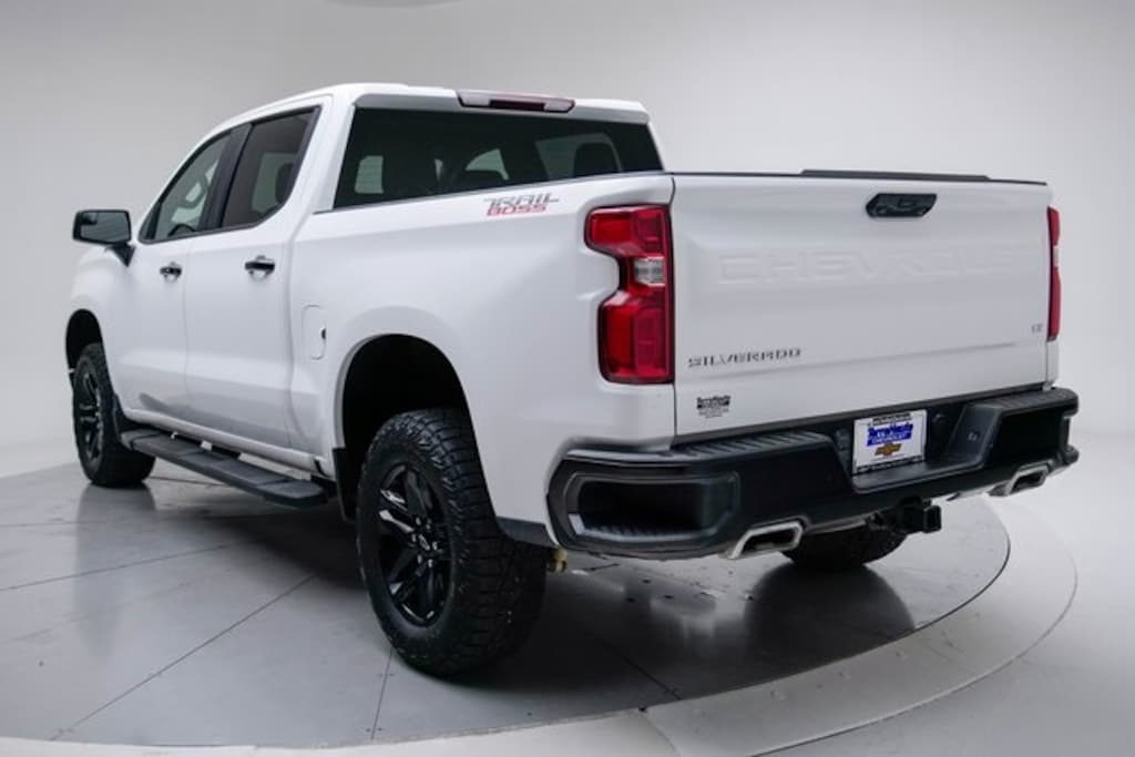 Used 2023 Chevrolet Silverado 1500 LT Trail Boss Truck Crew Cab