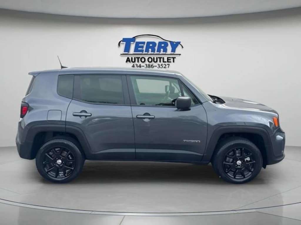 Used 2023 Jeep Renegade Latitude SUV