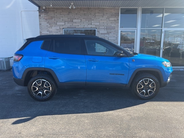 2025 Jeep Compass Trailhawk's photo