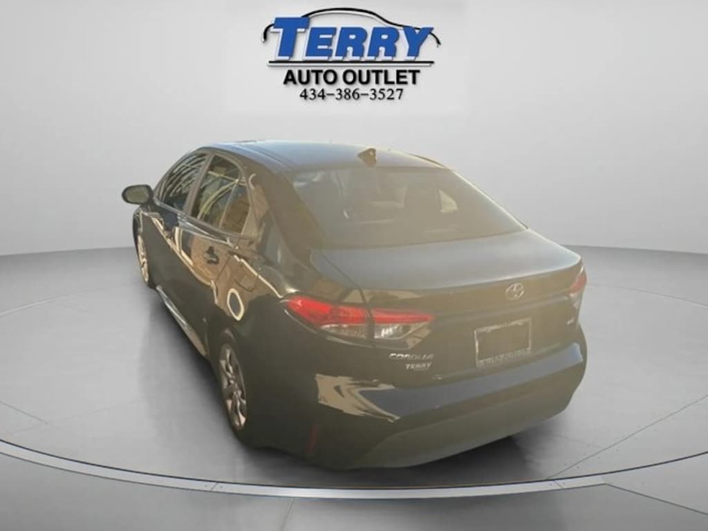 Used 2023 Toyota Corolla LE Sedan