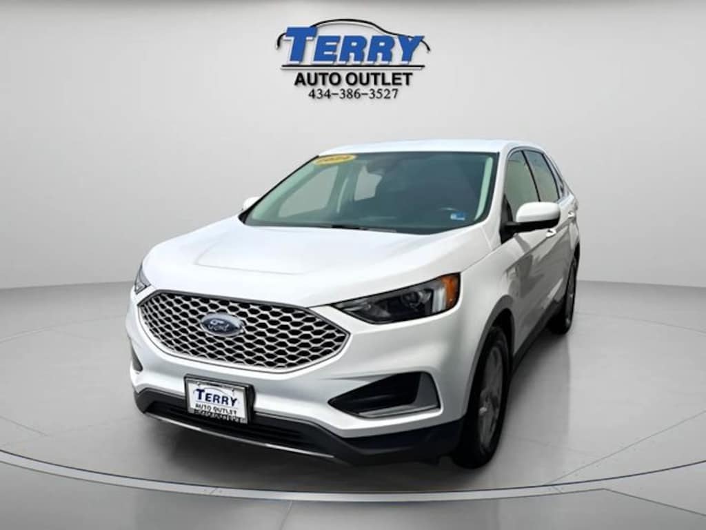 Used 2024 Ford Edge SUV