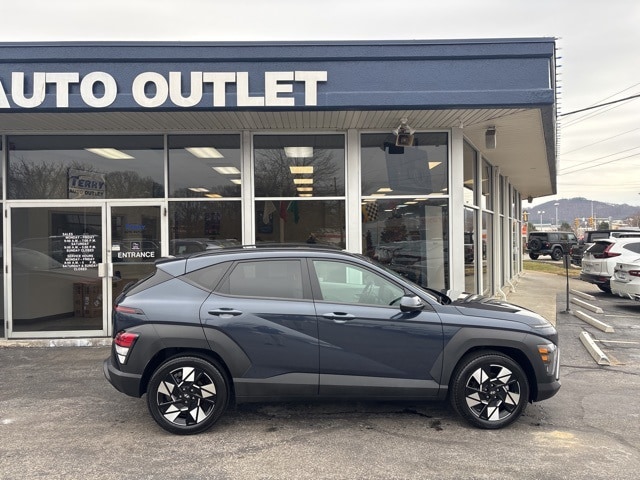 2025 Hyundai Kona SEL's photo