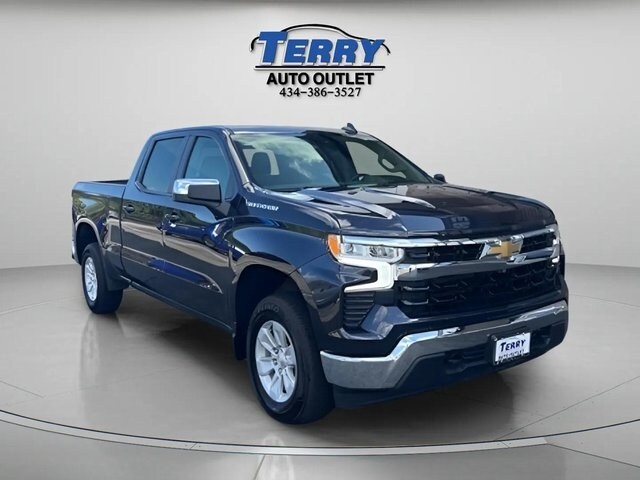 2023 Chevrolet Silverado 1500 LT photo 2