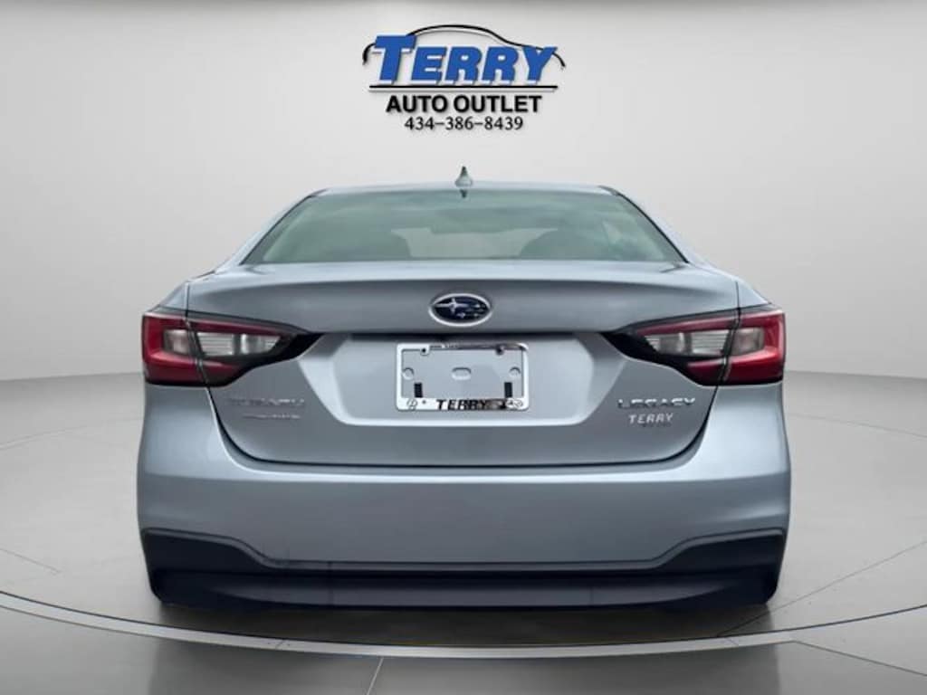 Used 2022 Subaru Legacy Base Sedan