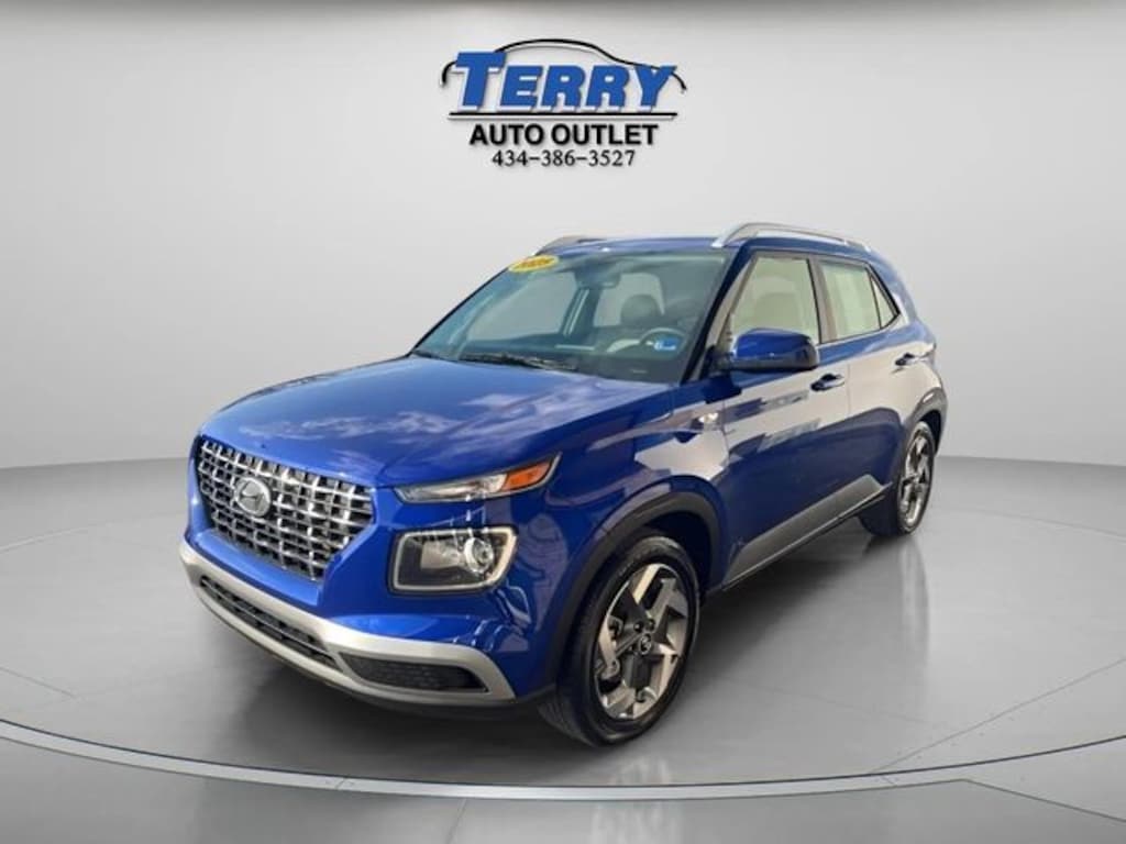 Used 2025 Hyundai Venue SEL SUV