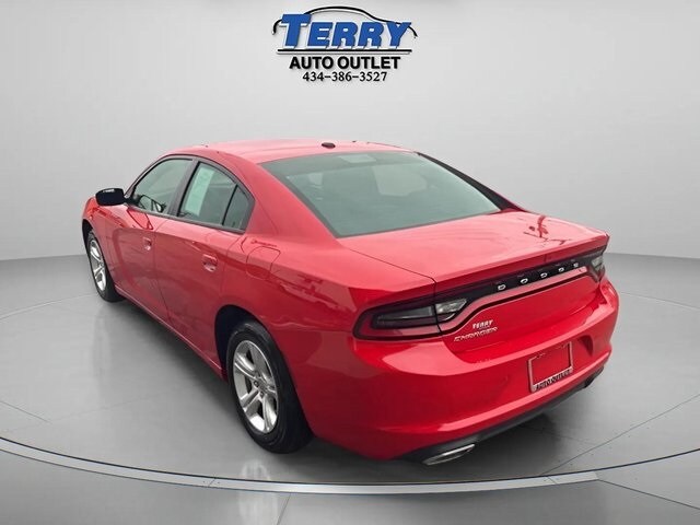 2022 Dodge Charger SXT photo 2