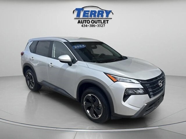 2024 Nissan Rogue SV photo 2
