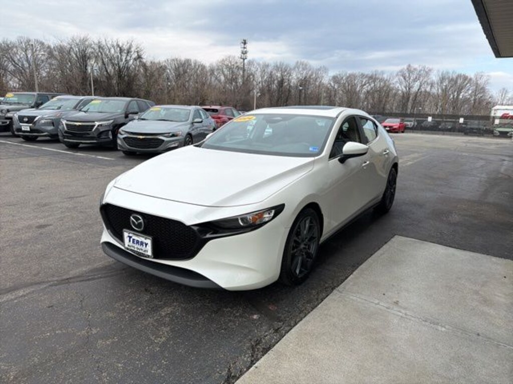 Used 2024 Mazda Mazda3 Hatchback 2.5 S Preferred Package Hatchback