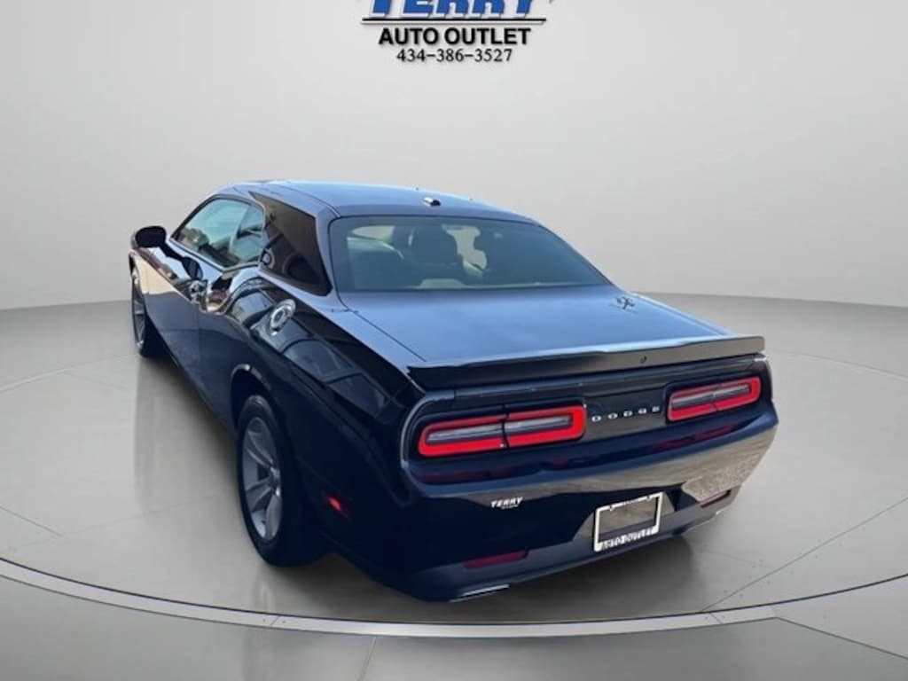 Used 2023 Dodge Challenger SXT Coupe