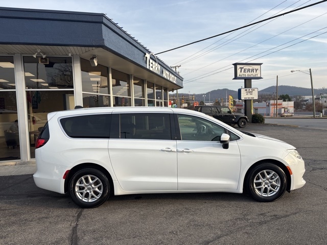 2022 Chrysler Voyager LX Van Passenger's photo