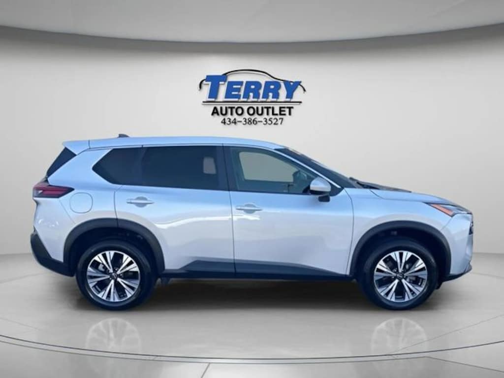 Used 2023 Nissan Rogue SV SUV