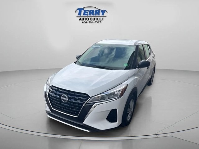 2024 Nissan Kicks S photo 2