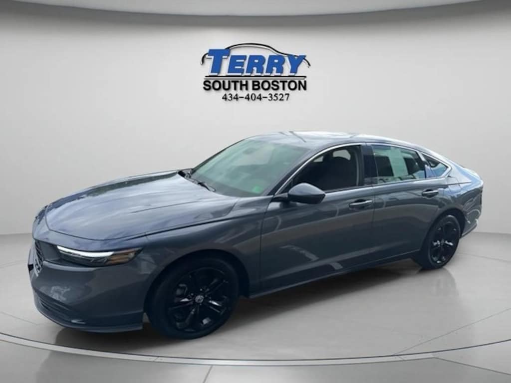 Used 2024 Honda Accord EX Sedan