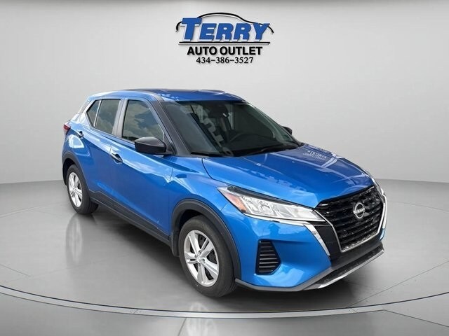 2024 Nissan Kicks S photo 2