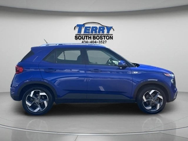 2023 Hyundai Venue SEL