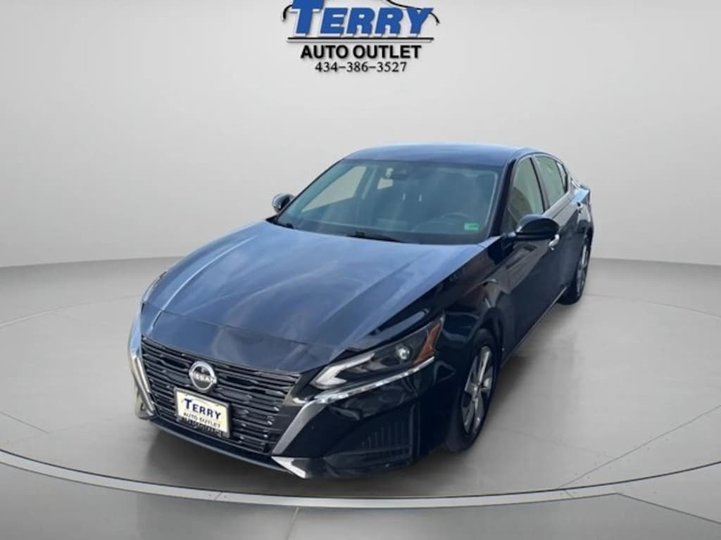 Used 2023 Nissan Altima 2.5 S Sedan