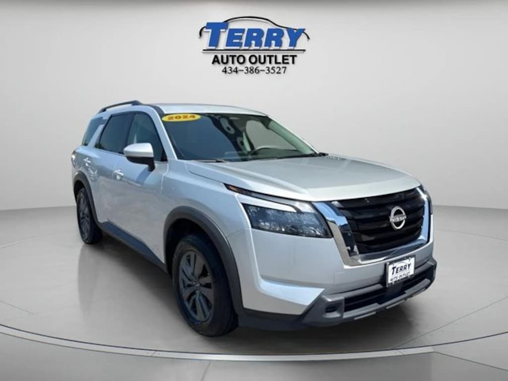 Used 2024 Nissan Pathfinder SV SUV