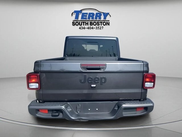 2023 Jeep Gladiator Sport photo 3