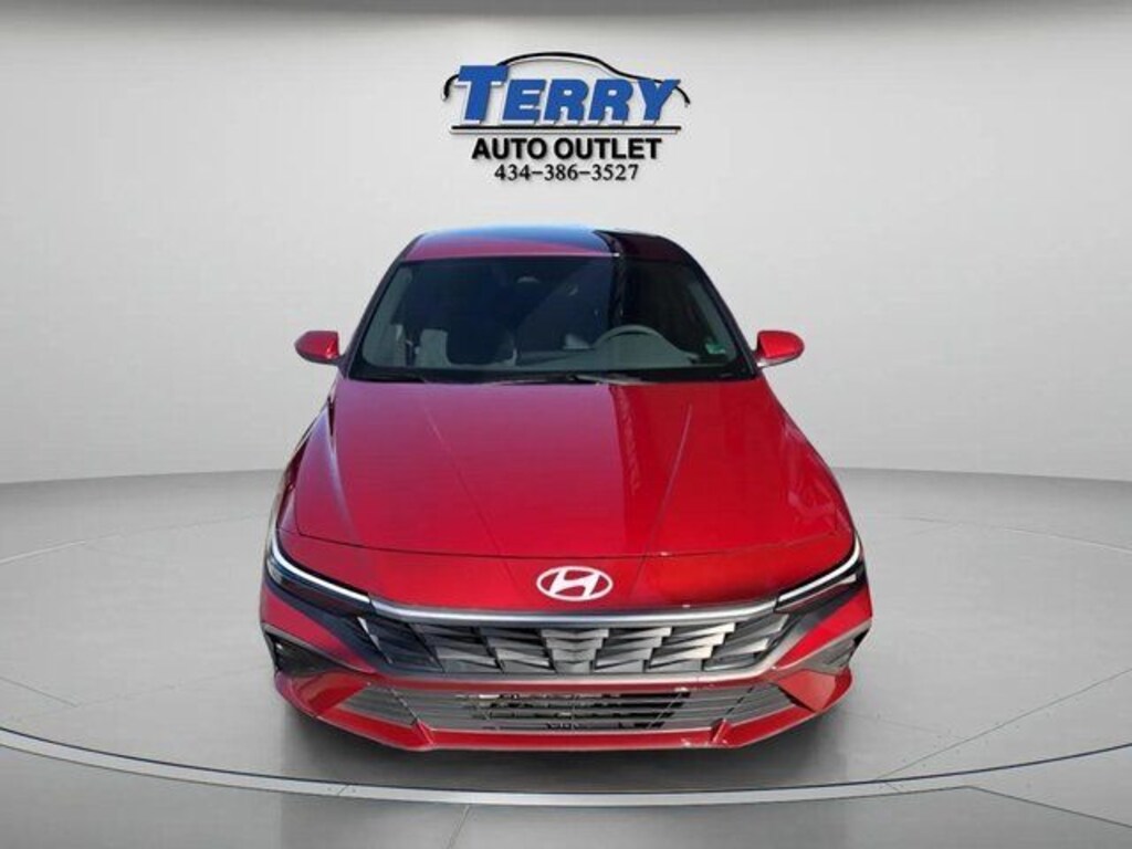 Used 2024 Hyundai Elantra SEL Sedan