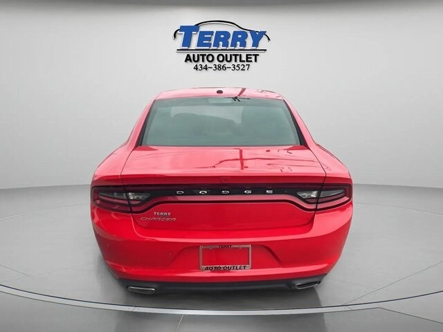 2022 Dodge Charger SXT photo 3