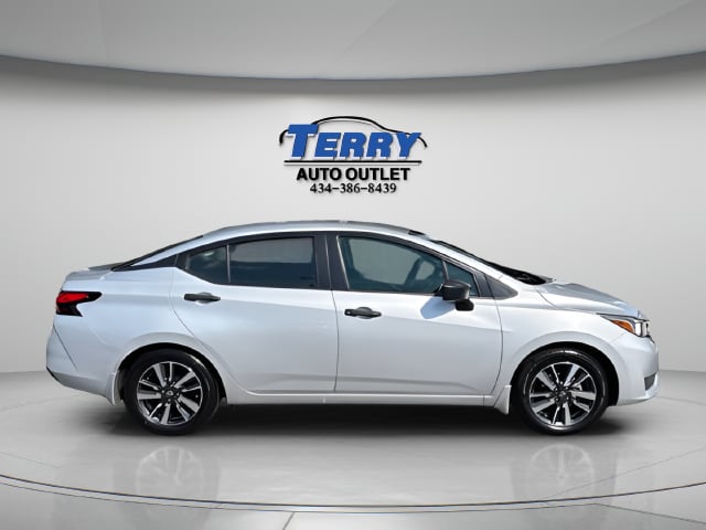 2024 Nissan Versa Sedan