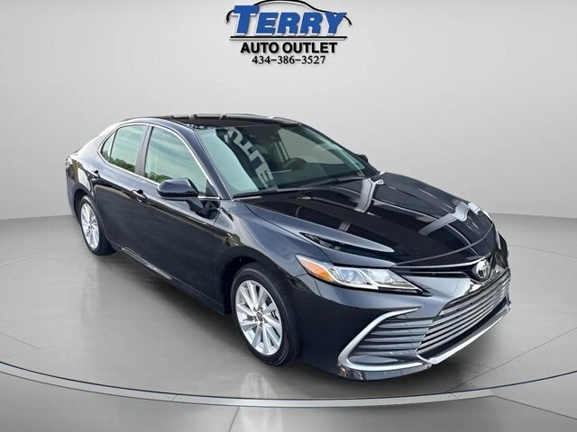 2024 Toyota Camry LE photo 2