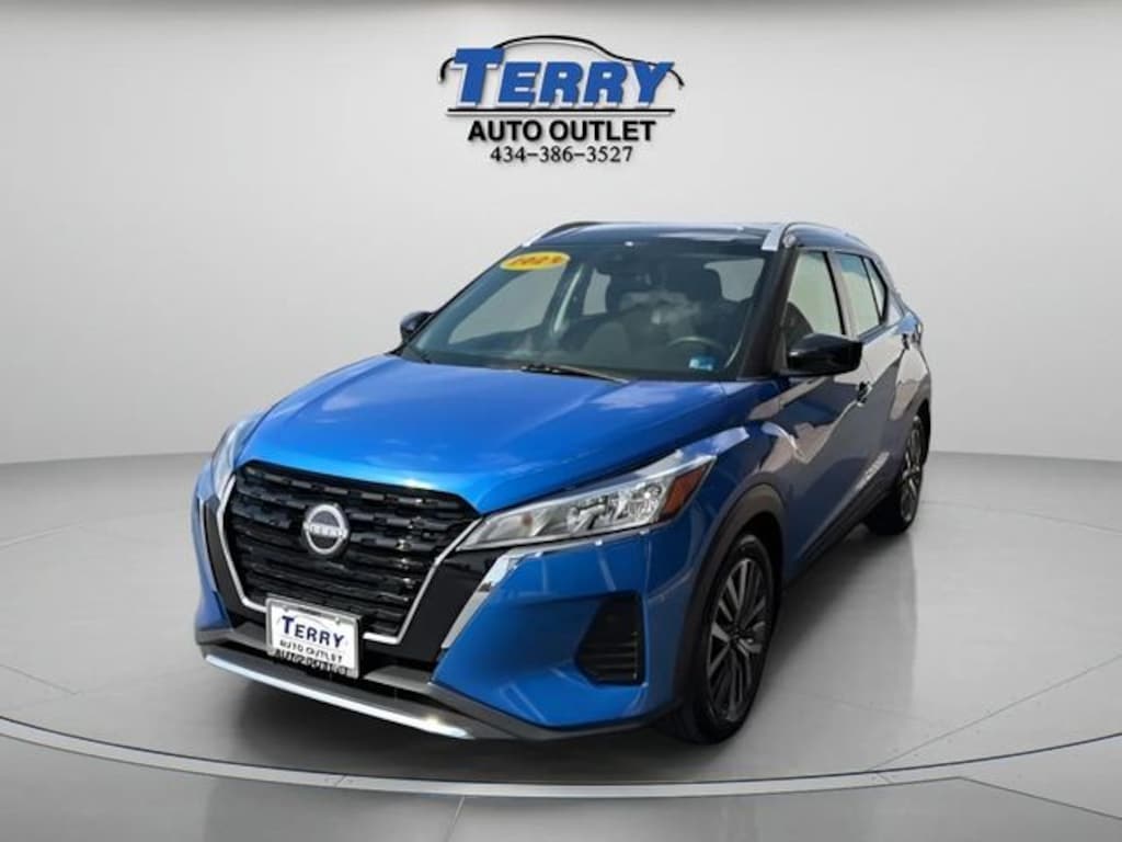 Used 2023 Nissan Kicks SV SUV