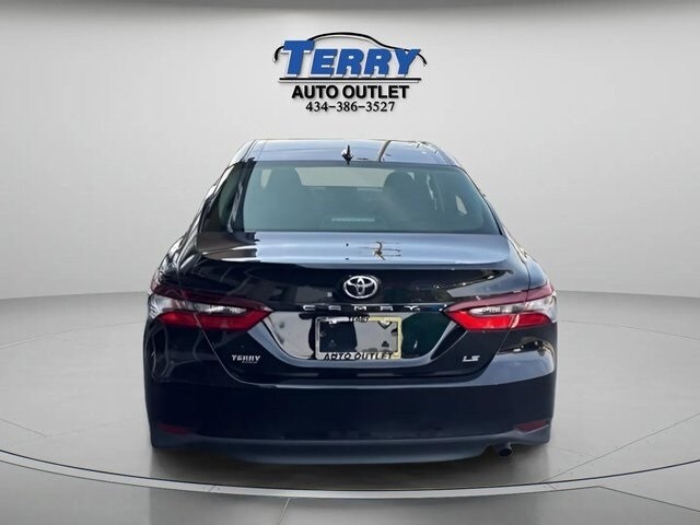 2024 Toyota Camry LE photo 2