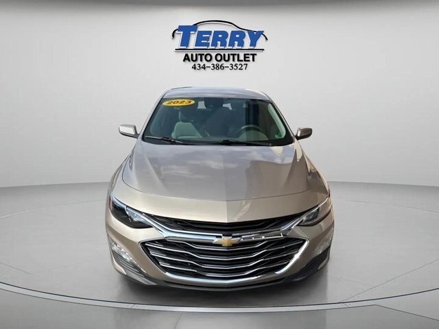 2023 Chevrolet Malibu 1LT photo 3