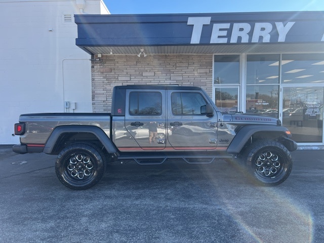 2023 Jeep Gladiator Sport S's photo