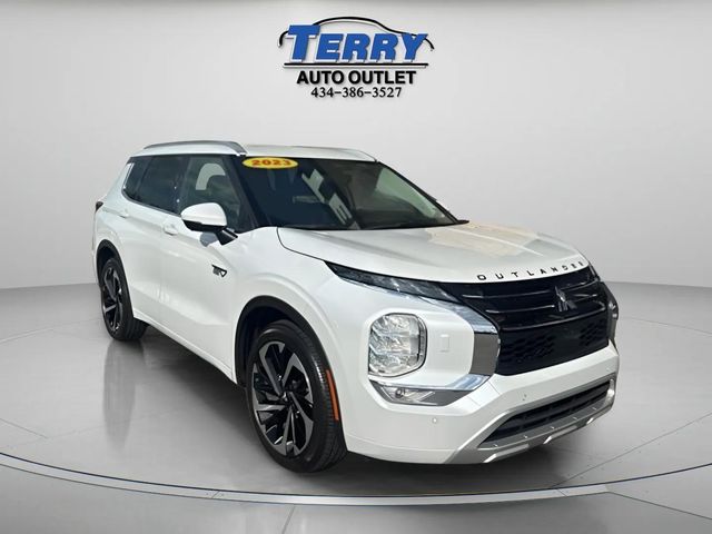 2023 Mitsubishi Outlander Plug-in Hybrid SEL S-AWC's photo
