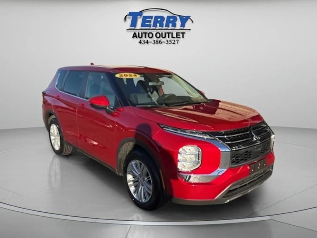Used 2024 Mitsubishi Outlander ES SUV
