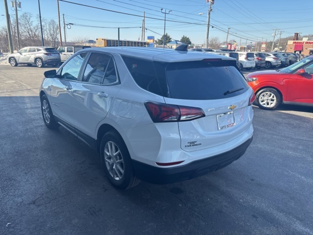 Used 2024 Chevrolet Equinox LS w/1LS SUV