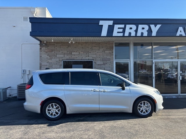 2024 Chrysler Voyager LX Van Passenger's photo