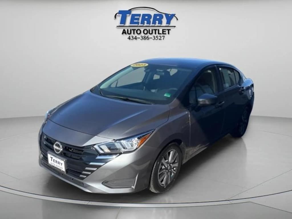 Used 2023 Nissan Versa 1.6 SV Sedan