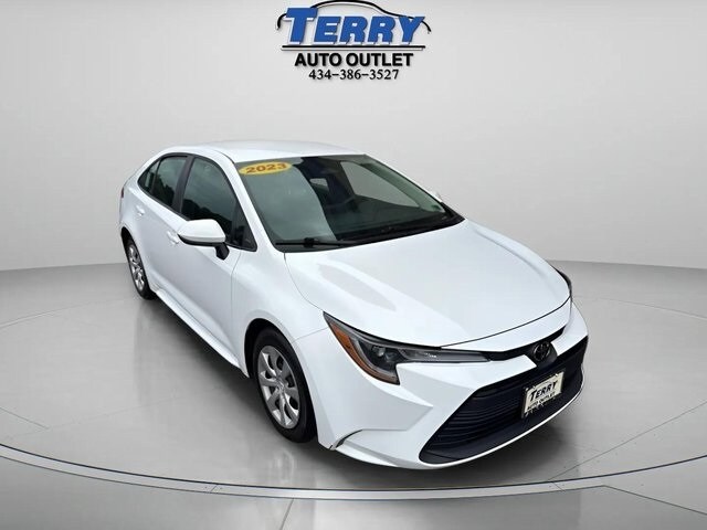 2023 Toyota Corolla LE photo 3
