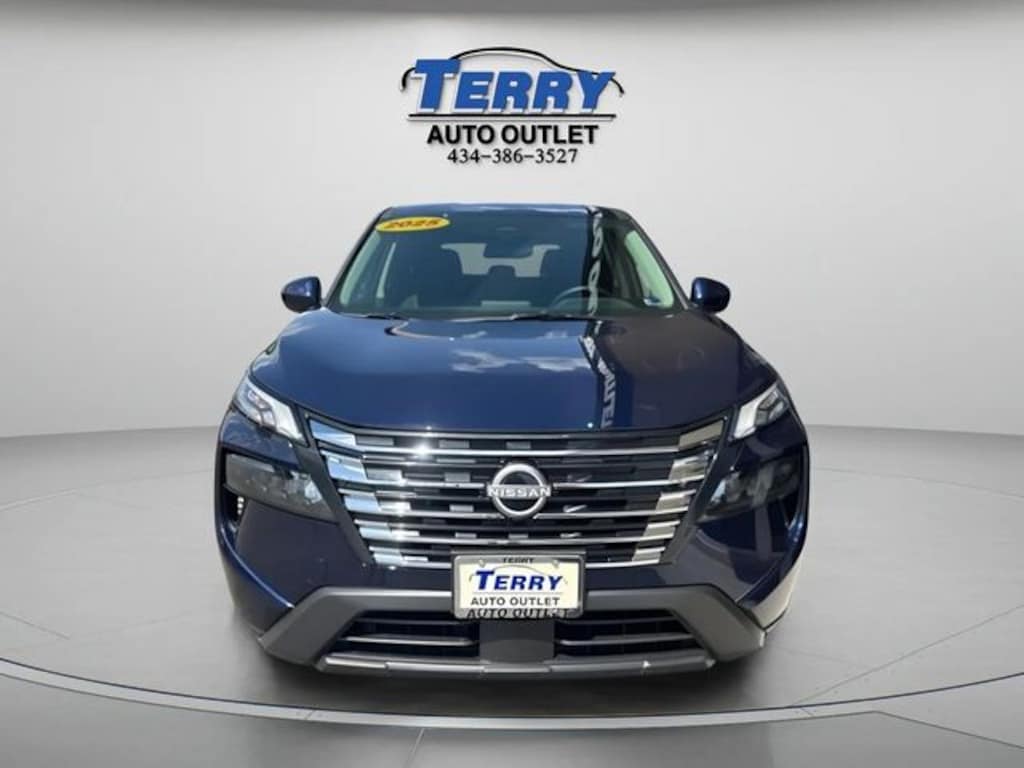 Used 2025 Nissan Rogue SV SUV