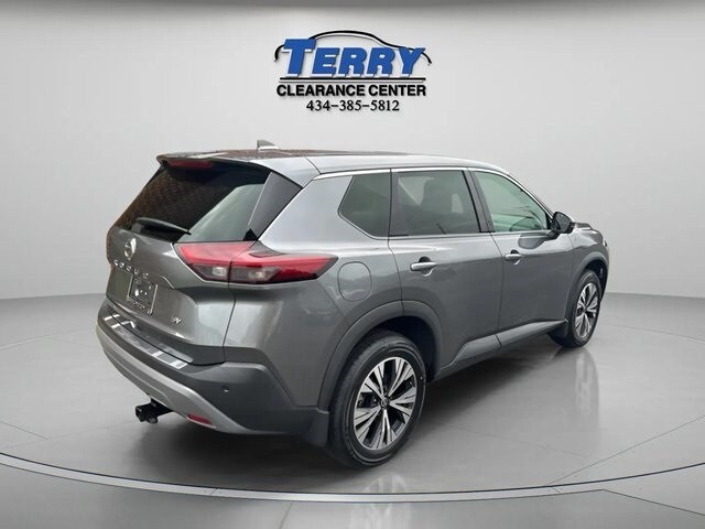 2021 Nissan Rogue SV photo 2