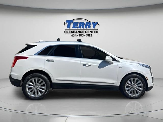 2018 Cadillac XT5 AWD Platinum's photo